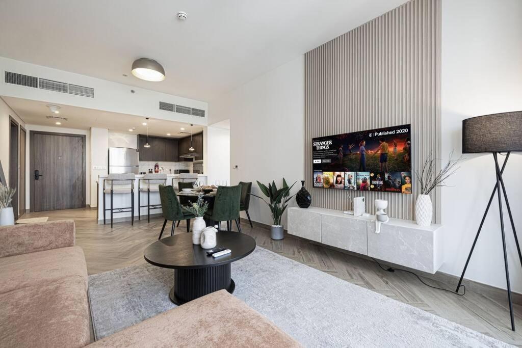 Chic 2 Bed Near Trade Centre With 5 Star Amenities Apartment Dubai Luaran gambar