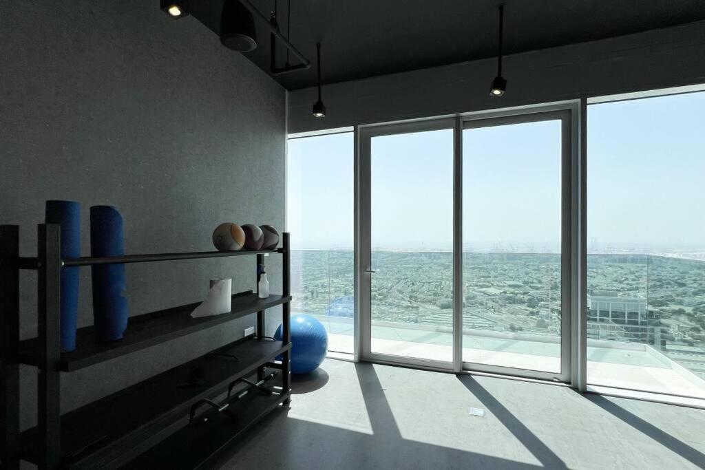 Chic 2 Bed Near Trade Centre With 5 Star Amenities Apartment Dubai Luaran gambar